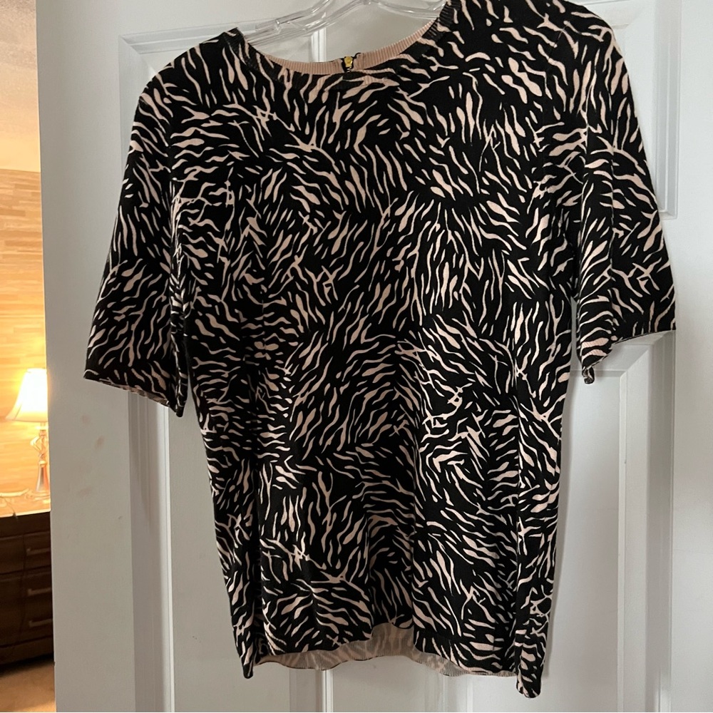 Premise short sleeve Sweater SZ M